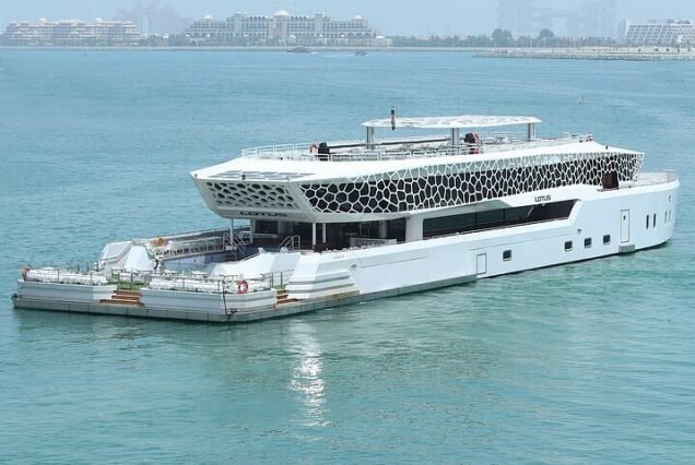 Lotus Mega Yacht Dinner Cruise In Dubai Marina